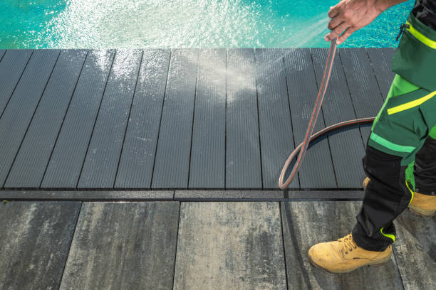 Best Concrete Pressure Washing  in Santa Moni, CA